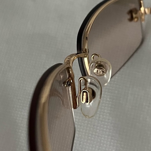 Authentic Chanel Y2K Rhinestone CC Light Brown Tinted Rimless Sunglasses - Picture 8 of 13